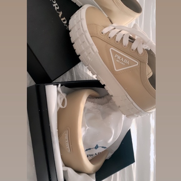 COPY - Tan pair of platform Prada sneakers and head band - Picture 1 of 2